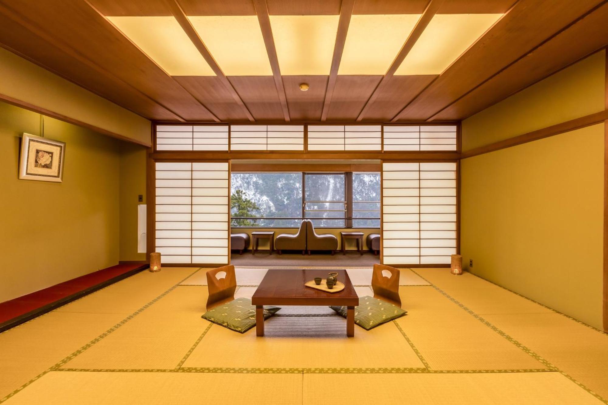 Ooedo Onsen Monogatari Premium Yamanaka Grand Hotel Кага Экстерьер фото